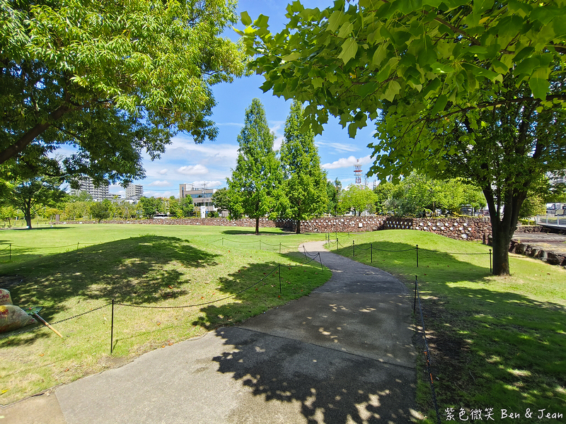 【永旺夢樂城則名古屋武花園&則武之森】蔦屋書店超大書牆、吉卜力龍貓瓷器、永旺商場美食餐廳、百元商店3coins Seria必逛 @紫色微笑 Ben Jean 饗樂生活 【永旺夢樂城則名古屋武花園&則武之森】蔦屋書店超大書牆、吉卜力龍貓瓷器、永旺商場美食餐廳、百元商店3coins Seria必逛 @紫色微笑 Ben Jean 饗樂生活