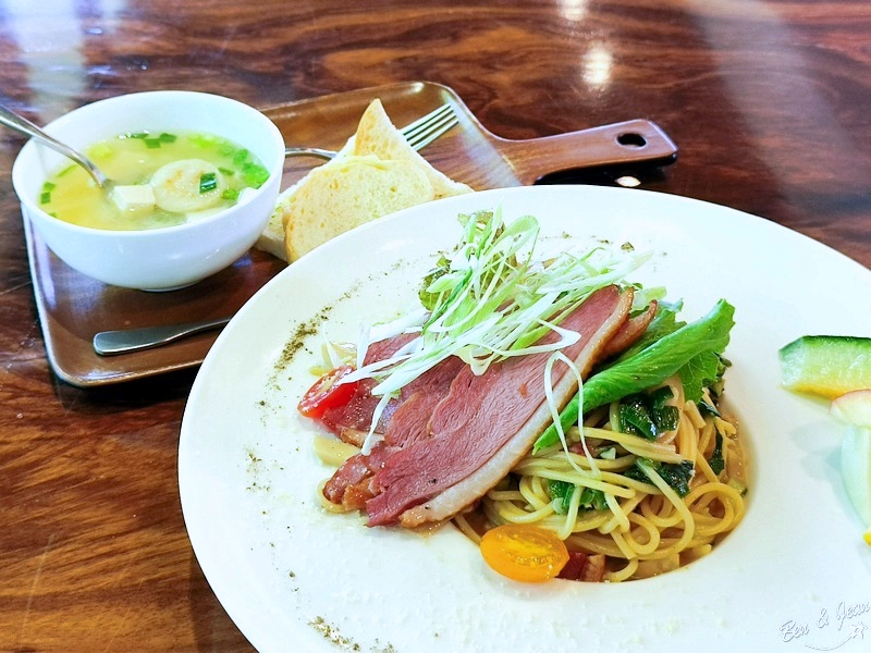 【好味來｜宜蘭定食簡餐】隱身田園的豪宅餐廳，簡餐.義大利麵.燉飯都好吃 @紫色微笑 Ben Jean 饗樂生活