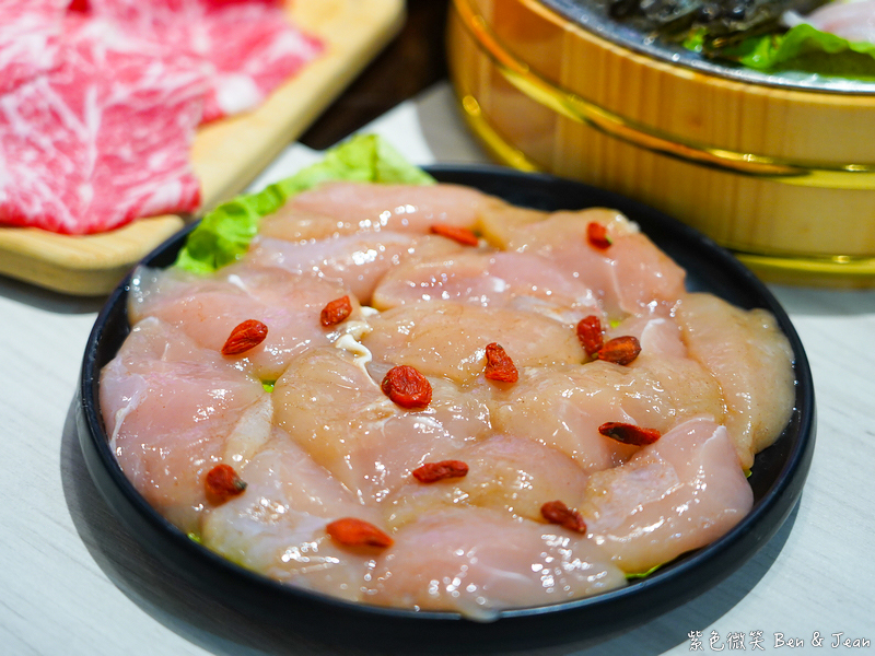 【伊熹鍋物】宜蘭羅東林場療癒系火鍋!可愛貓咪陪吃、Google 4.9星高評價美食 @紫色微笑 Ben Jean 饗樂生活 【伊熹鍋物】宜蘭羅東林場療癒系火鍋!可愛貓咪陪吃、Google 4.9星高評價美食 @紫色微笑 Ben Jean 饗樂生活