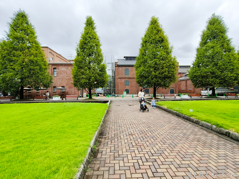 【永旺夢樂城則名古屋武花園&則武之森】蔦屋書店超大書牆、吉卜力龍貓瓷器、永旺商場美食餐廳、百元商店3coins Seria必逛 @紫色微笑 Ben Jean 饗樂生活 【永旺夢樂城則名古屋武花園&則武之森】蔦屋書店超大書牆、吉卜力龍貓瓷器、永旺商場美食餐廳、百元商店3coins Seria必逛 @紫色微笑 Ben Jean 饗樂生活