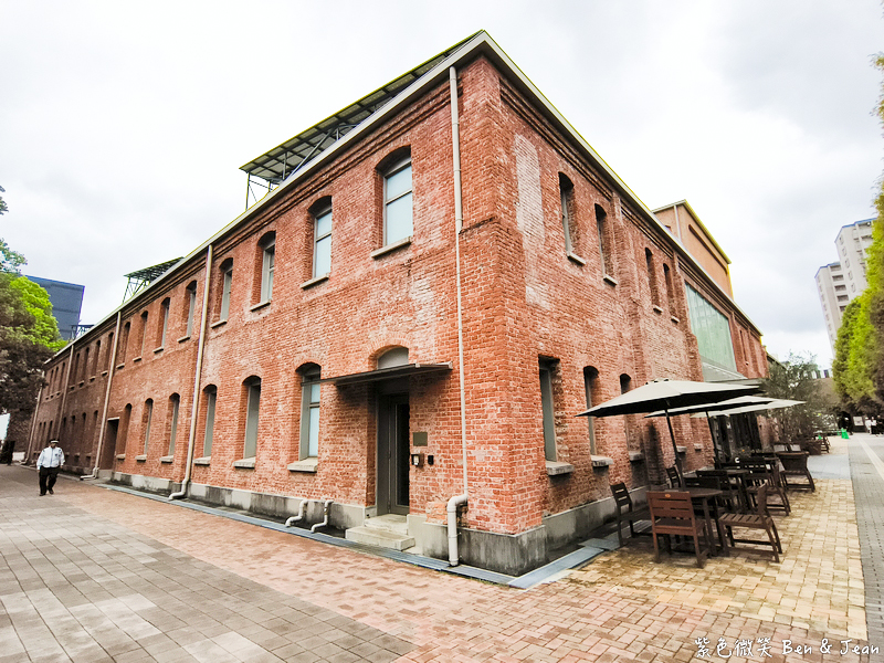 【永旺夢樂城則名古屋武花園&則武之森】蔦屋書店超大書牆、吉卜力龍貓瓷器、永旺商場美食餐廳、百元商店3coins Seria必逛 @紫色微笑 Ben Jean 饗樂生活 【永旺夢樂城則名古屋武花園&則武之森】蔦屋書店超大書牆、吉卜力龍貓瓷器、永旺商場美食餐廳、百元商店3coins Seria必逛 @紫色微笑 Ben Jean 饗樂生活