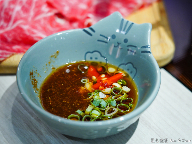 【伊熹鍋物】宜蘭羅東林場療癒系火鍋!可愛貓咪陪吃、Google 4.9星高評價美食 @紫色微笑 Ben Jean 饗樂生活 【伊熹鍋物】宜蘭羅東林場療癒系火鍋!可愛貓咪陪吃、Google 4.9星高評價美食 @紫色微笑 Ben Jean 饗樂生活