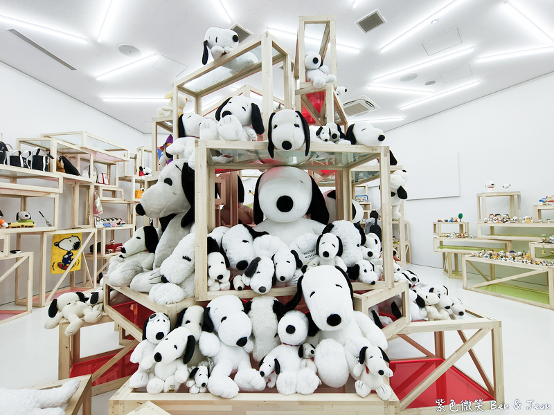 【東京史努比博物館】巨大史努比拍照打卡、必買伴手禮＆花生咖啡館美食推薦｜交通＆門票指南 @紫色微笑 Ben Jean 饗樂生活