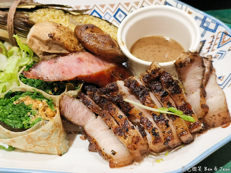 【喜浪鐵沐料理廚坊】宜蘭大學區美食道地原住民風味餐，必吃傳承鹹豬肉、吉拿夫與打那刺蔥燉雞肉，周五六原住民駐唱之夜！ @紫色微笑 Ben Jean 饗樂生活