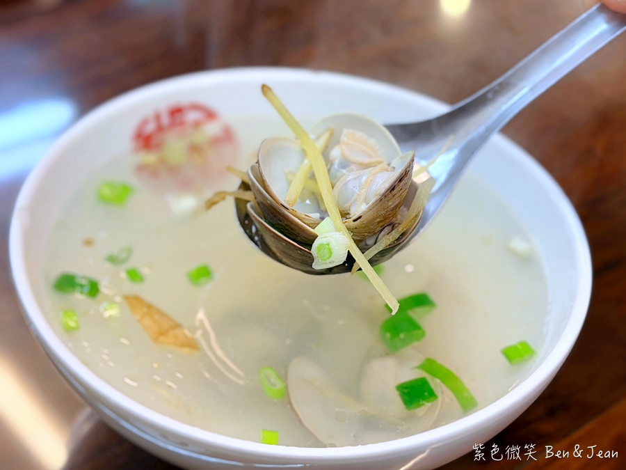 【崔記小館】羅東隱藏巷弄平價北方麵食館，必吃大滷麵、大餅捲牛肉、栗子燒雞飯、蔥油餅 @紫色微笑 Ben Jean 饗樂生活