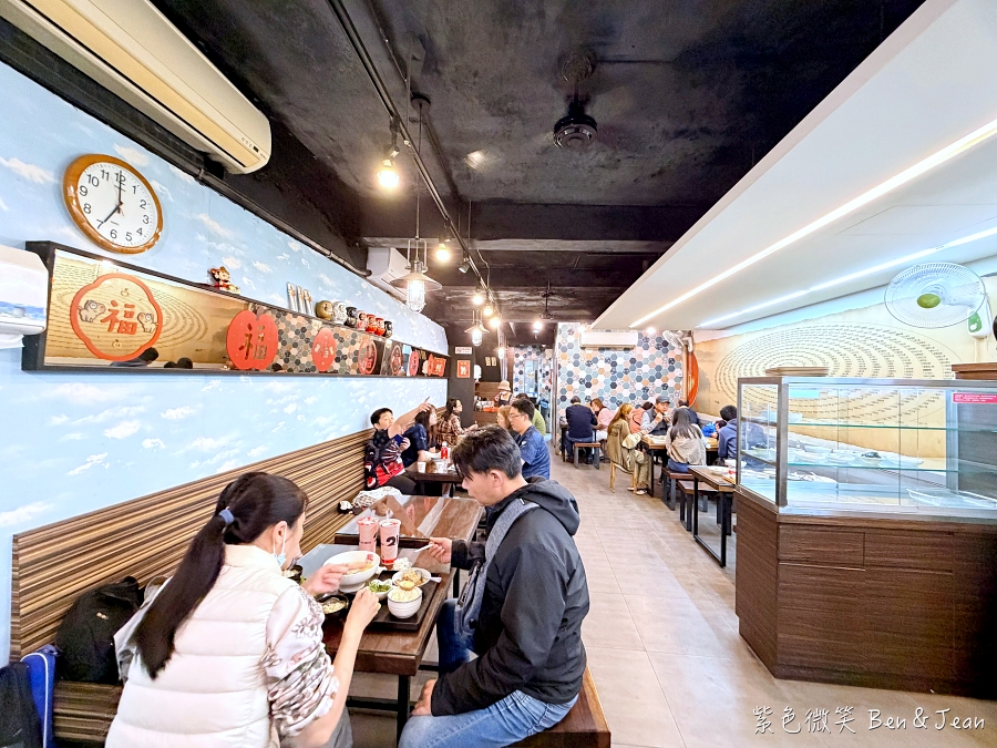 【崔記小館】羅東隱藏巷弄平價北方麵食館，必吃大滷麵、大餅捲牛肉、栗子燒雞飯、蔥油餅 @紫色微笑 Ben Jean 饗樂生活