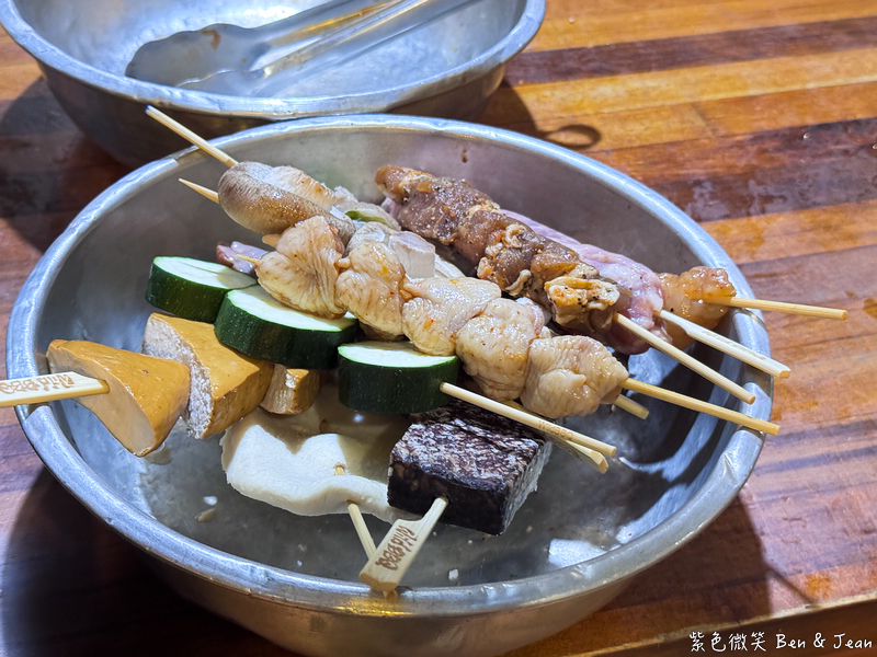 【路邊烤肉】菜單價位.宜蘭羅東人氣宵夜聚餐首選!戶外露營風燒烤+包廂空間~氣氛超chill @紫色微笑 Ben Jean 饗樂生活 【路邊烤肉】菜單價位.宜蘭羅東人氣宵夜聚餐首選!戶外露營風燒烤+包廂空間~氣氛超chill @紫色微笑 Ben Jean 饗樂生活