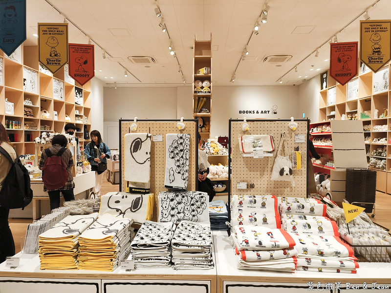 【東京史努比博物館】巨大史努比拍照打卡、必買伴手禮＆花生咖啡館美食推薦｜交通＆門票指南 @紫色微笑 Ben Jean 饗樂生活