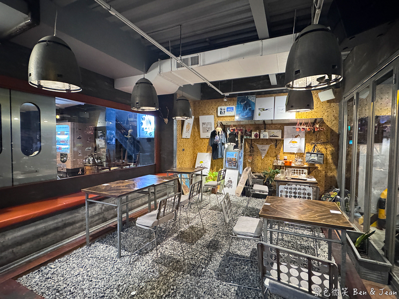 【路邊烤肉】菜單價位.宜蘭羅東人氣宵夜聚餐首選!戶外露營風燒烤+包廂空間~氣氛超chill @紫色微笑 Ben Jean 饗樂生活 【路邊烤肉】菜單價位.宜蘭羅東人氣宵夜聚餐首選!戶外露營風燒烤+包廂空間~氣氛超chill @紫色微笑 Ben Jean 饗樂生活