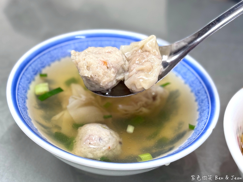 【宜蘭文昌炸醬麵｜原聖母醫院中正南路】冬山義成路必吃古早味炸醬麵、乾拌麵、肉燥乾麵、油酥排骨麵、餛飩魚丸湯 @紫色微笑 Ben Jean 饗樂生活