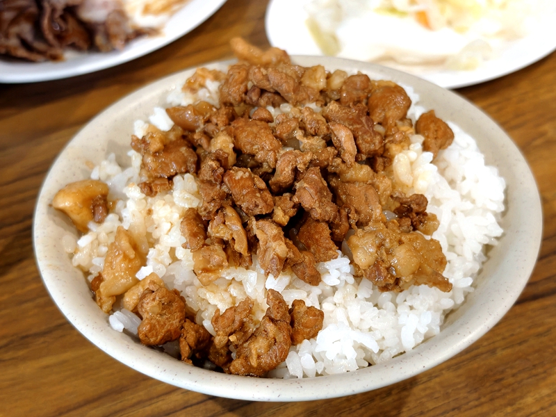 【老劉牛肉麵】宜蘭五結40年老店,龍德工業區上班族的最愛,多樣化小菜份量多 @紫色微笑 Ben Jean 饗樂生活 【老劉牛肉麵】宜蘭五結40年老店,龍德工業區上班族的最愛,多樣化小菜份量多 @紫色微笑 Ben Jean 饗樂生活