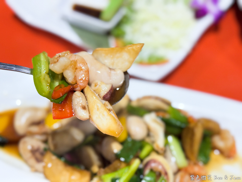 【塭底烤魚】老饕必訪海鮮熱炒名店，鹽烤台灣鯛尚出名 (含菜單) @紫色微笑 Ben Jean 饗樂生活