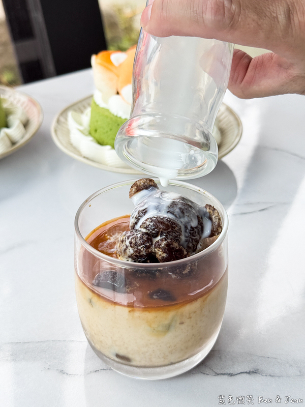 【抹茶山下｜礁溪景觀咖啡廳】超萌造型小蛋糕每天70組！菜單、價位、停車資訊一次看 @紫色微笑 Ben Jean 饗樂生活