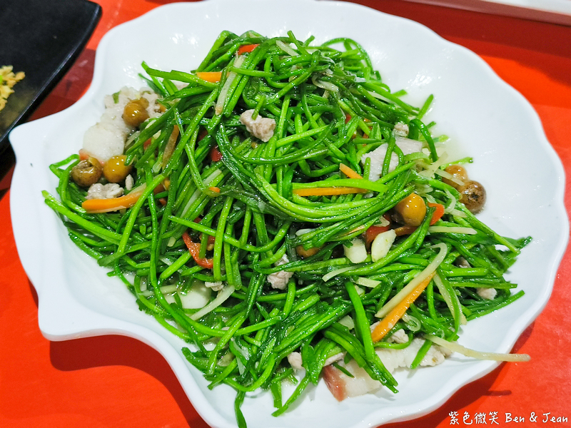 【塭底烤魚】老饕必訪海鮮熱炒名店，鹽烤台灣鯛尚出名 (含菜單) @紫色微笑 Ben Jean 饗樂生活