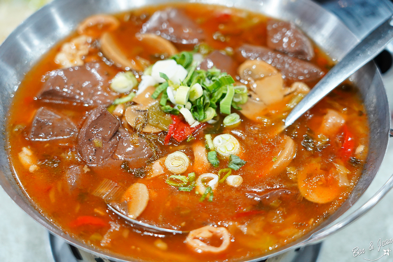 【大仁哥烤雞】宜蘭必吃烤雞名店！菜單價位、人氣餐點一次看～甘蔗燻烤香氣爆棚，金黃脆皮鮮嫩多汁太誘人！ @紫色微笑 Ben Jean 饗樂生活