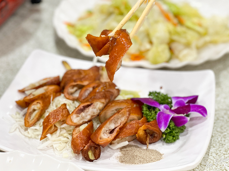 【大仁哥烤雞】宜蘭必吃烤雞名店！菜單價位、人氣餐點一次看～甘蔗燻烤香氣爆棚，金黃脆皮鮮嫩多汁太誘人！ @紫色微笑 Ben Jean 饗樂生活