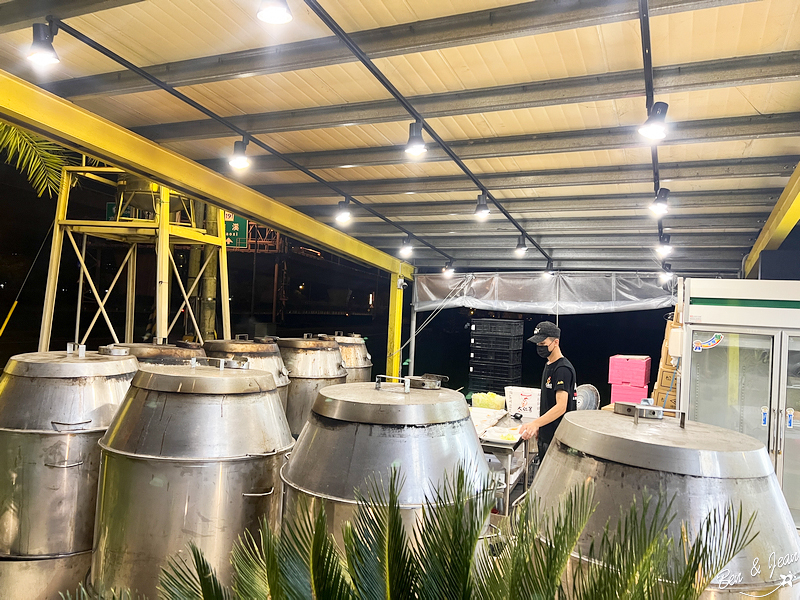 【大仁哥烤雞】宜蘭必吃烤雞名店！菜單價位、人氣餐點一次看～甘蔗燻烤香氣爆棚，金黃脆皮鮮嫩多汁太誘人！ @紫色微笑 Ben Jean 饗樂生活