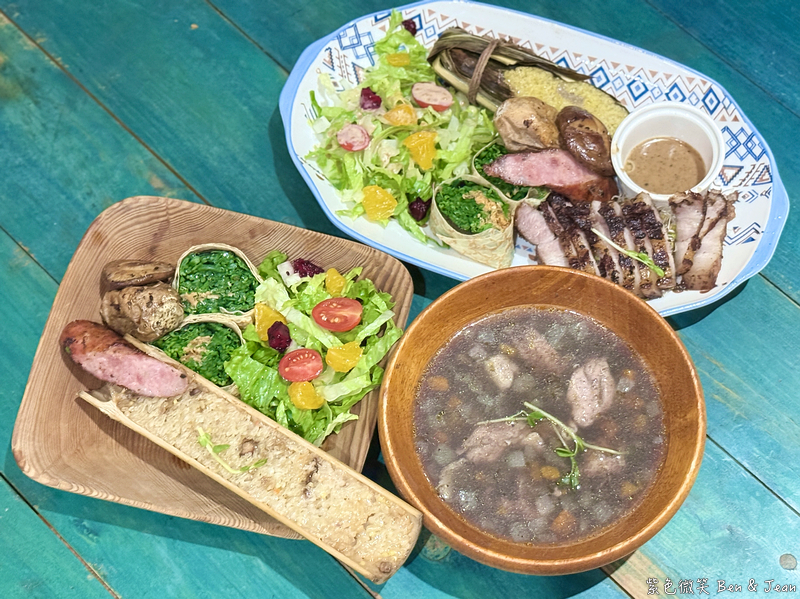 【喜浪鐵沐料理廚坊】宜蘭大學區美食道地原住民風味餐，必吃傳承鹹豬肉、吉拿夫與打那刺蔥燉雞肉，周五六原住民駐唱之夜！ @紫色微笑 Ben Jean 饗樂生活
