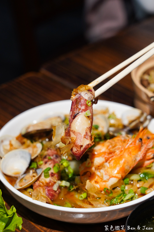 【函館居酒屋】羅東必吃煲仔菜、串燒、熱炒！高CP值家庭、朋友聚餐、深夜食堂首選 @紫色微笑 Ben Jean 饗樂生活