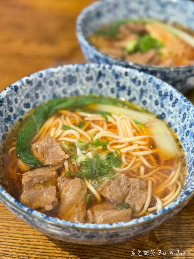 【鄧師傅牛肉麵】宜蘭壯圍必吃限量紅燒三寶牛肉麵,最新店址菜單價位,江浙菜底蘊湯頭清甜甘醇 @紫色微笑 Ben Jean 饗樂生活 【鄧師傅牛肉麵】宜蘭壯圍必吃限量紅燒三寶牛肉麵,最新店址菜單價位,江浙菜底蘊湯頭清甜甘醇 @紫色微笑 Ben Jean 饗樂生活