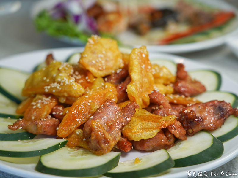 【中山雞場】仁山苗圃下的土雞城,價格實惠CP值高、特色合菜、菜單停車全攻略 @紫色微笑 Ben Jean 饗樂生活 【中山雞場】仁山苗圃下的土雞城,價格實惠CP值高、特色合菜、菜單停車全攻略 @紫色微笑 Ben Jean 饗樂生活