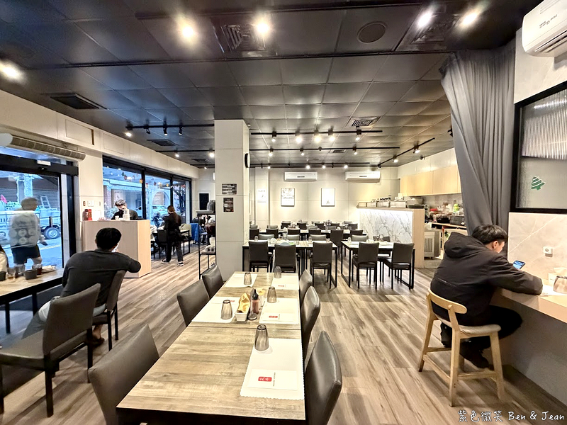 【天牛私廚牛排】食尚玩家推薦！高品質原塊肉免沾醬就好吃，羅東牛排人氣名店 @紫色微笑 Ben Jean 饗樂生活