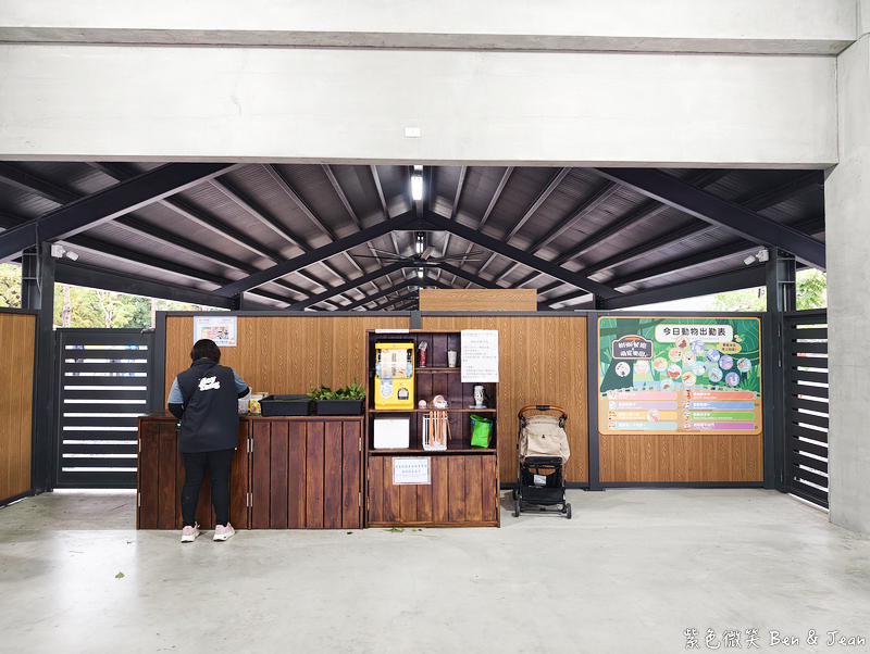 【樹懶餐廳萌寵農場 】超萌室內動物區 x 鵜鶘餵食秀 x精采DIY，晴雨皆宜的親子夢幻樂園part 2 @紫色微笑 Ben Jean 饗樂生活