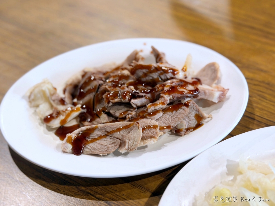 【老劉牛肉麵】宜蘭五結40年老店，龍德工業區上班族的最愛，多樣化小菜份量多 @紫色微笑 Ben Jean 饗樂生活