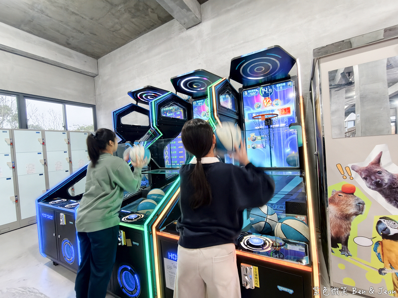 【樹懶餐廳萌寵農場 】超萌室內動物區 x 鵜鶘餵食秀 x精采DIY，晴雨皆宜的親子夢幻樂園part 2 @紫色微笑 Ben Jean 饗樂生活