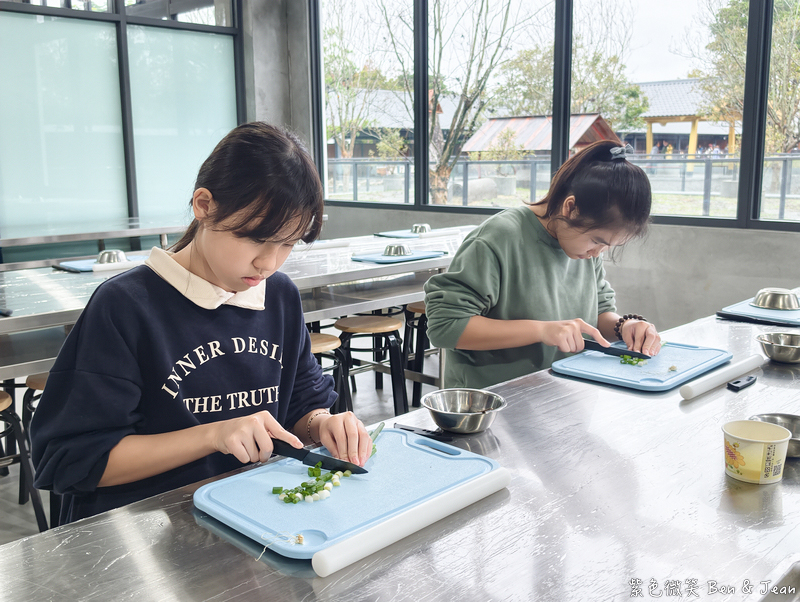 【樹懶餐廳萌寵農場 】超萌室內動物區 x 鵜鶘餵食秀 x精采DIY，晴雨皆宜的親子夢幻樂園part 2 @紫色微笑 Ben Jean 饗樂生活