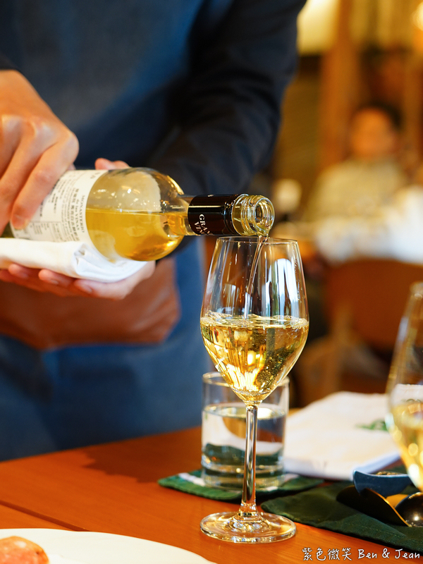 【野夫炊煙】百年石頭屋改建法式餐廳，盡享頂級餐點與湖光山色 @紫色微笑 Ben Jean 饗樂生活