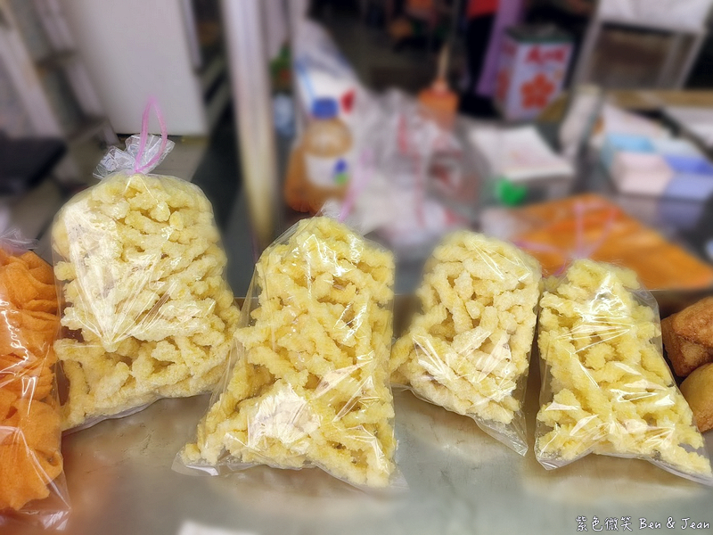 【兩相好35年老店】宜蘭市區古早味銅板價高麗菜包、蝦子地瓜餅-在地下午茶點心 @紫色微笑 Ben Jean 饗樂生活