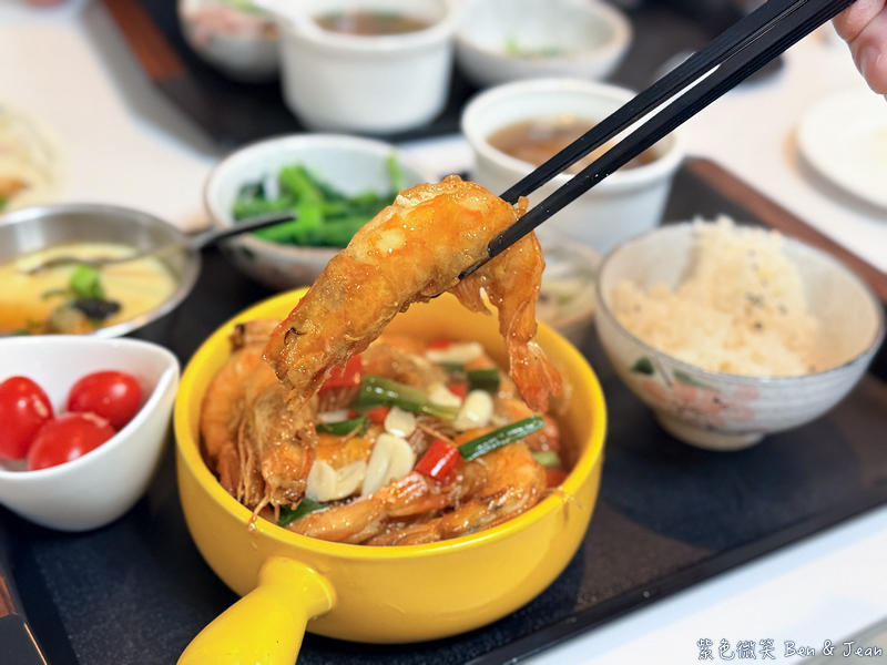 【春子私房料理】隱身羅東傳統市場的美食，午仔魚定食美味CP值高 @紫色微笑 Ben Jean 饗樂生活