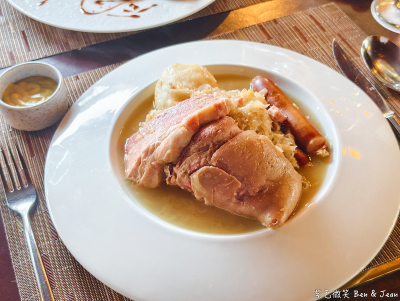 【巴賽麗廳】亞都麗緻大飯店經典法餐，午間套餐體驗歐洲風情超值又精采 @紫色微笑 Ben Jean 饗樂生活