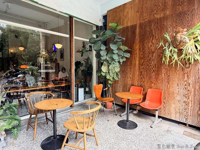 【泥鰍Coffee hooliu】鬧區中的昭和風老宅咖啡廳,品味專業咖啡與甜點,享受慢活時光! @紫色微笑 Ben Jean 饗樂生活 【泥鰍Coffee hooliu】鬧區中的昭和風老宅咖啡廳,品味專業咖啡與甜點,享受慢活時光! @紫色微笑 Ben Jean 饗樂生活