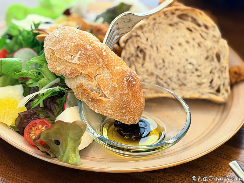 【泥鰍Coffee hooliu】鬧區中的昭和風老宅咖啡廳,品味專業咖啡與甜點,享受慢活時光! @紫色微笑 Ben Jean 饗樂生活 【泥鰍Coffee hooliu】鬧區中的昭和風老宅咖啡廳,品味專業咖啡與甜點,享受慢活時光! @紫色微笑 Ben Jean 饗樂生活