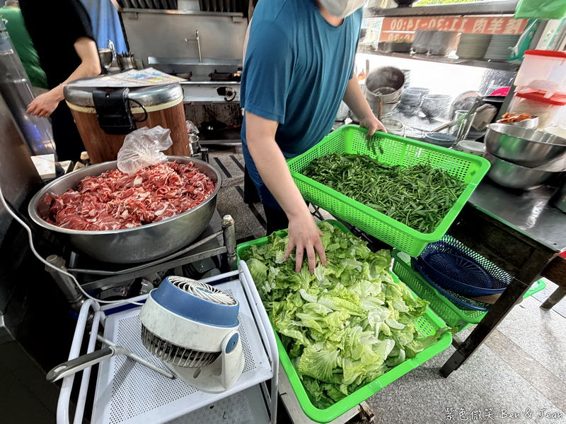 【正隆羊肉湯】宜蘭在地人私藏的平價美食滋味，湯頭清甜肉質軟嫩！ @紫色微笑 Ben Jean 饗樂生活