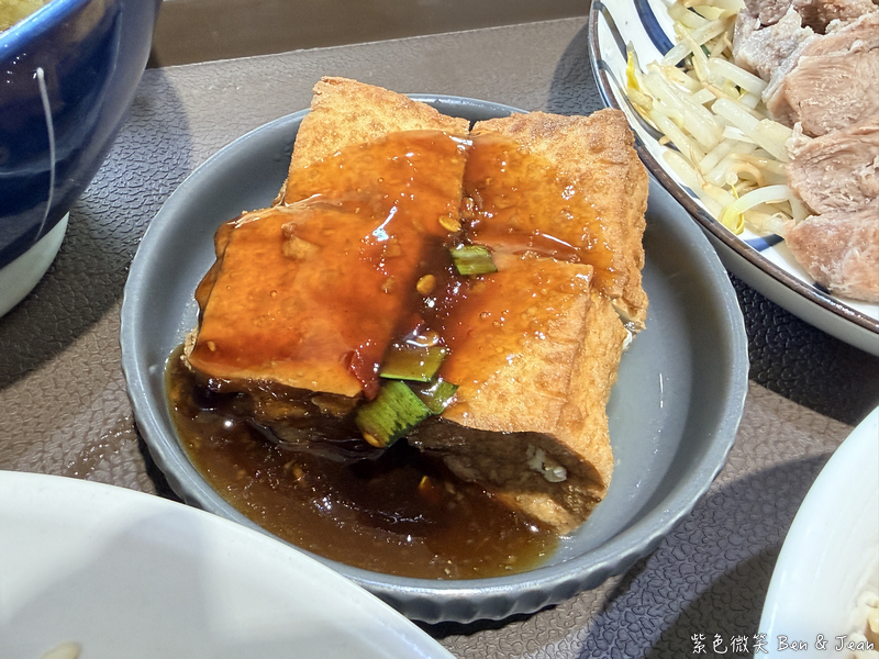 【雞邀雞肉飯】午餐、晚餐、宵夜全包!雞魯飯加煙燻糖心蛋超邪惡! @紫色微笑 Ben Jean 饗樂生活 【雞邀雞肉飯】午餐、晚餐、宵夜全包!雞魯飯加煙燻糖心蛋超邪惡! @紫色微笑 Ben Jean 饗樂生活