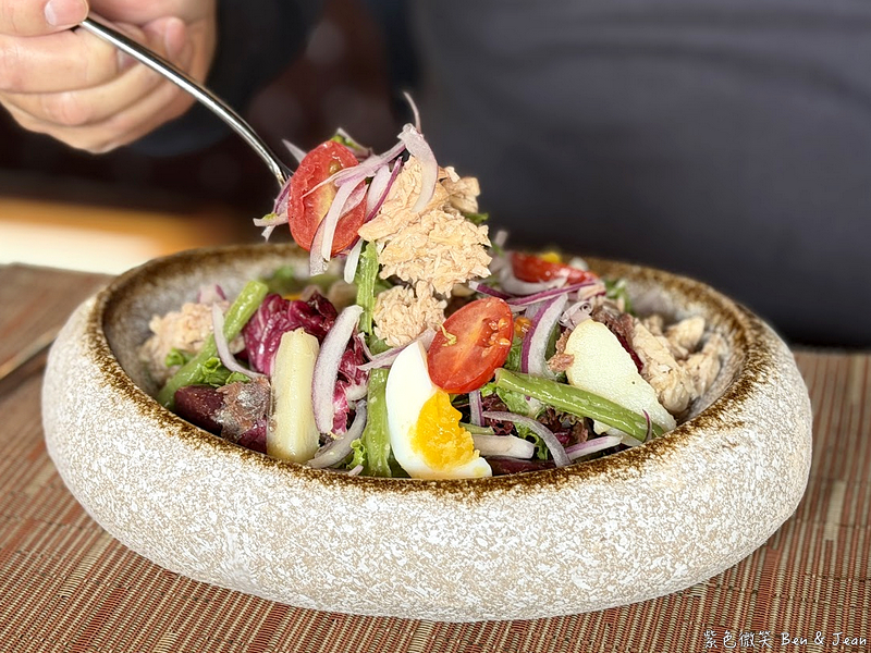 【巴賽麗廳 La Brasserie】亞都麗緻經典法餐：全台唯一編號舒芙蕾必吃！捷運中山國小站美食，超值午間套餐體驗歐洲風情 @紫色微笑 Ben Jean 饗樂生活