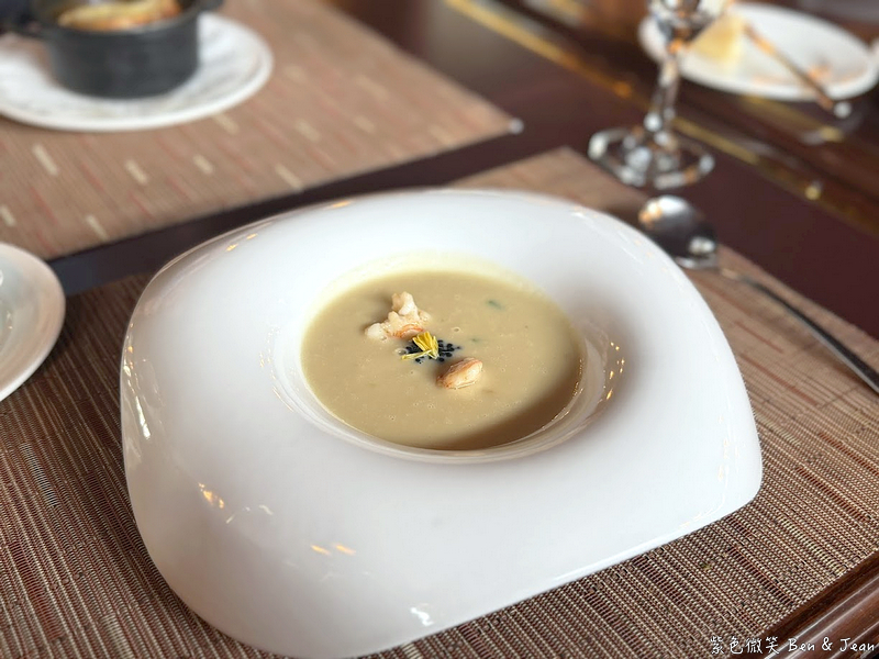 【巴賽麗廳 La Brasserie】亞都麗緻經典法餐：全台唯一編號舒芙蕾必吃！捷運中山國小站美食，超值午間套餐體驗歐洲風情 @紫色微笑 Ben Jean 饗樂生活