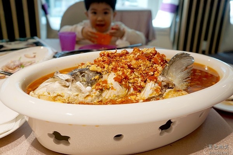 【北投奇岩一號餐廳】500盤得獎名店! 大地酒店川湘菜推薦，必吃「剁椒魚」 泡溫泉也有美食饗宴 @紫色微笑 Ben Jean 饗樂生活