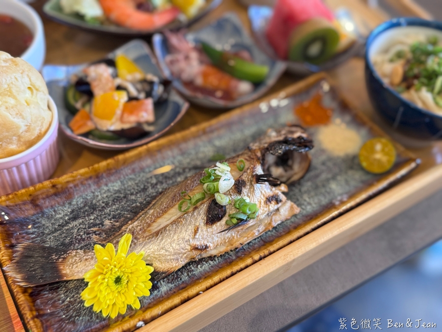 【山漁海本地海鮮定食】在地漁港新鮮直送，激推高CP值海鮮定食套餐，沒預訂吃不到 @紫色微笑 Ben Jean 饗樂生活