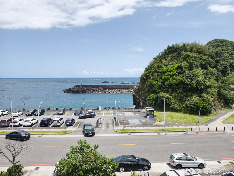 【豆腐岬風景區】豆腐岬海水浴場SUP立槳&times;獨木舟&times;浮潛體驗，海崖軍事碉堡美拍熱點 @紫色微笑 Ben Jean 饗樂生活