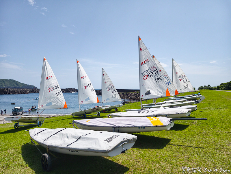 【豆腐岬風景區】豆腐岬海水浴場SUP立槳&times;獨木舟&times;浮潛體驗，海崖軍事碉堡美拍熱點 @紫色微笑 Ben Jean 饗樂生活