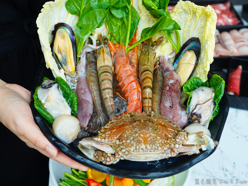 【羽葉麻辣火鍋】夏季冰品芒果主題火鍋吃到飽！自助吧菜色多元豐盛，CP值超高，三重蘆洲美食推薦 @紫色微笑 Ben Jean 饗樂生活