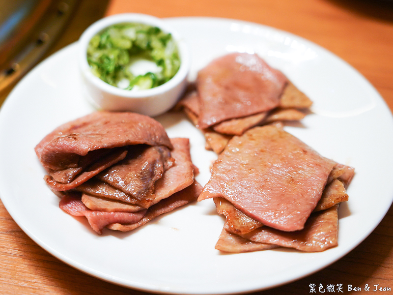 【燒肉好室】宜蘭日式頂級燒肉饗宴，超銷魂和牛雙人套餐銷魂美味！專屬停車場超方便(菜單價位) @紫色微笑 Ben Jean 饗樂生活