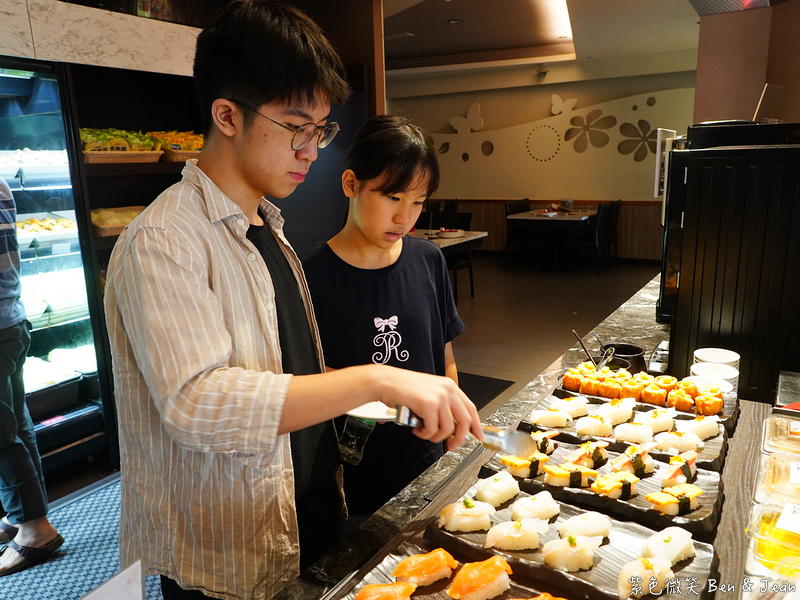 【羽葉麻辣火鍋】夏季冰品芒果主題火鍋吃到飽！自助吧菜色多元豐盛，CP值超高，三重蘆洲美食推薦 @紫色微笑 Ben Jean 饗樂生活