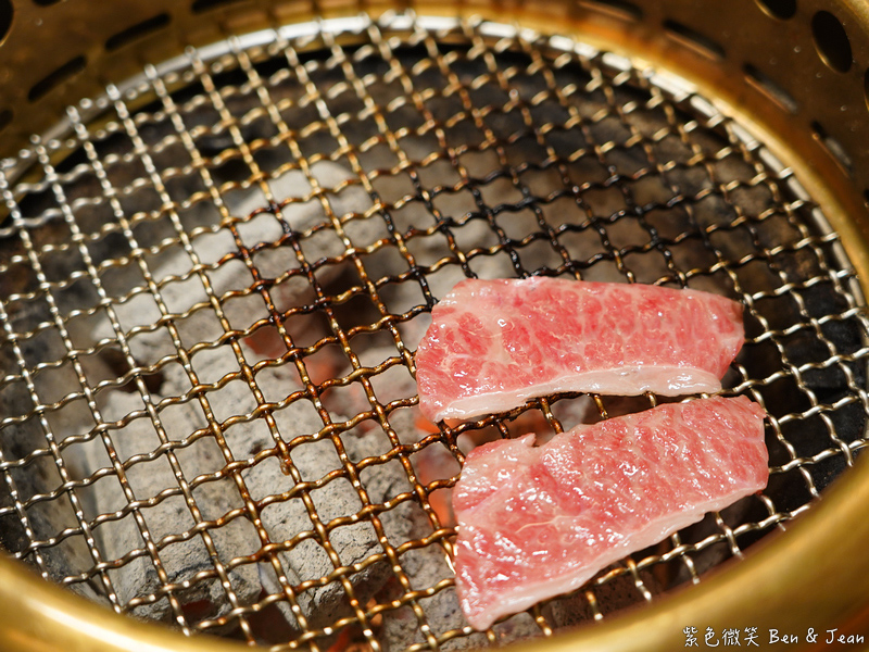 【燒肉好室】宜蘭日式頂級燒肉饗宴，超銷魂和牛雙人套餐銷魂美味！專屬停車場超方便(菜單價位) @紫色微笑 Ben Jean 饗樂生活