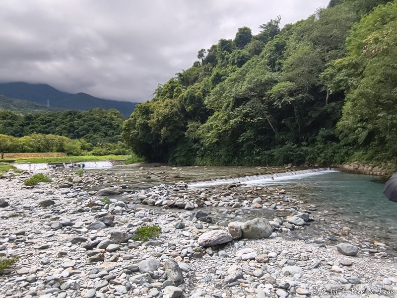 【白鮑溪親水園區】白鮑溪戲水區玩水消暑天堂！交通、停車、戲水秘境全攻略，下車1分鐘即達超方便 @紫色微笑 Ben Jean 饗樂生活