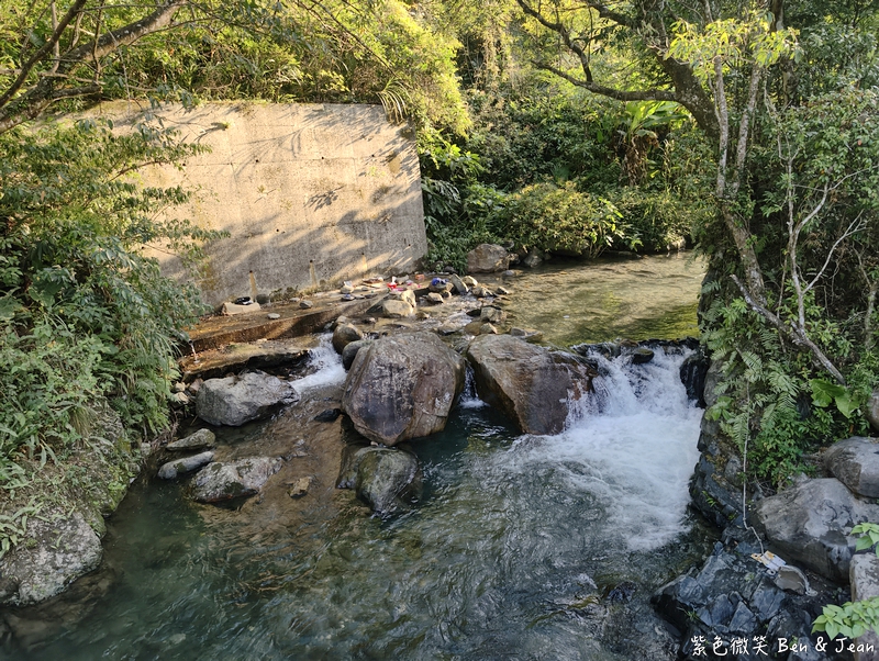 【宜蘭圳頭鴛鴦溪】雙連埤鴛鴦溪上游玩水秘境！免門票溪水清涼、溪底平坦超適合親子戲水 @紫色微笑 Ben Jean 饗樂生活